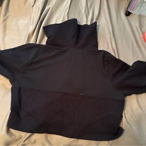 Crew neck crop top